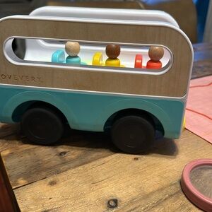 Love every car with people